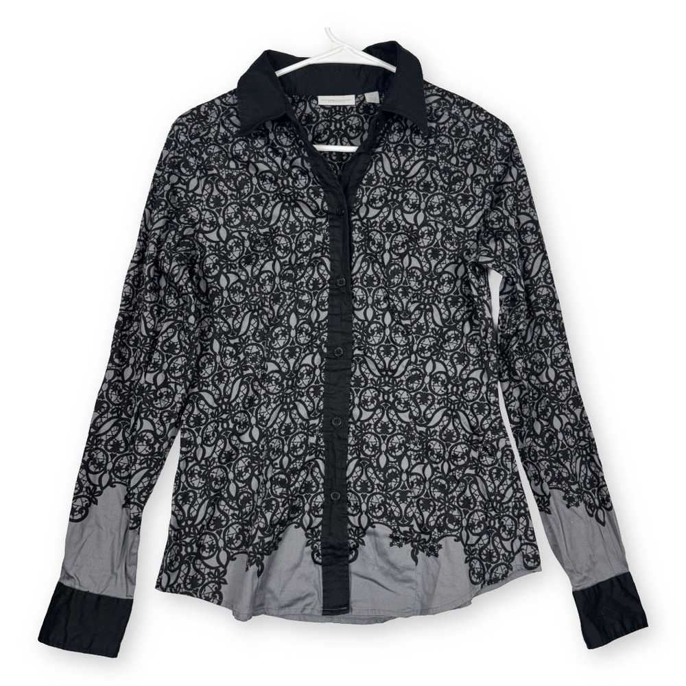 New York & Company Stretch Black Grey Damask Button Down Shirt Womens Medium